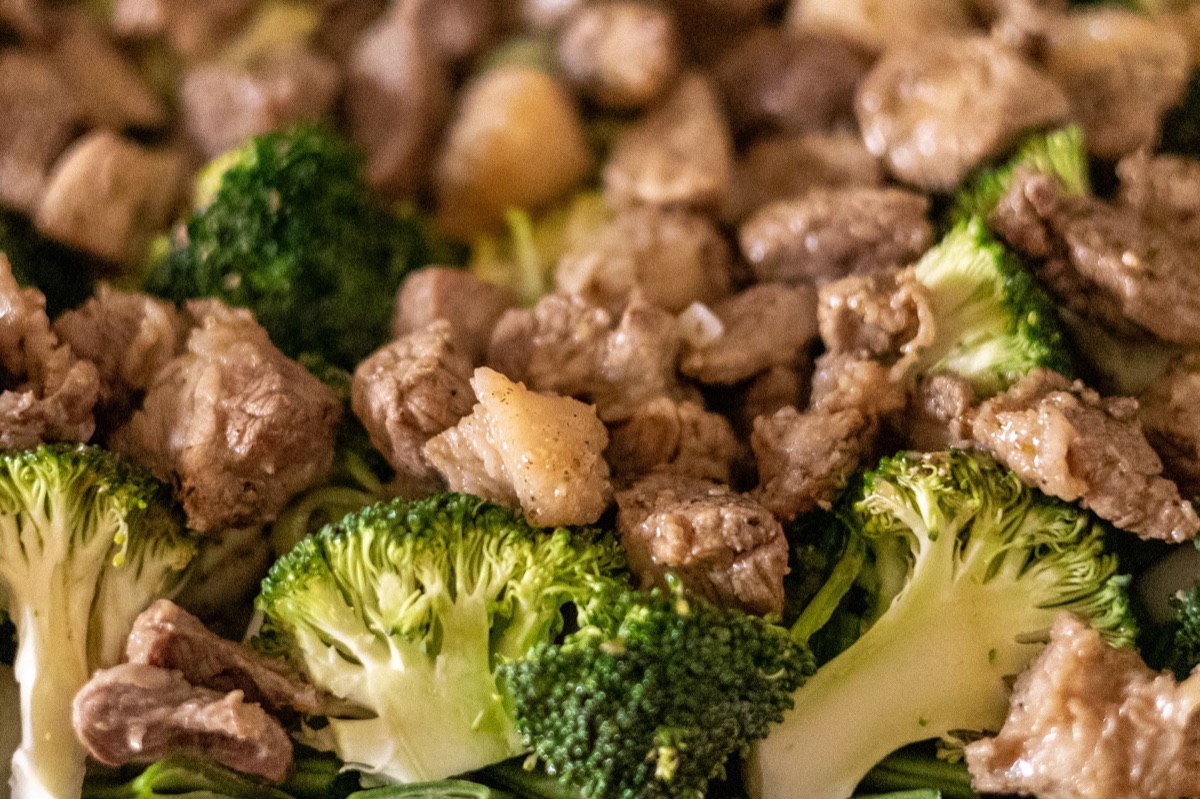 Dinner tray with steamed vegetables, lean meat, and quinoa