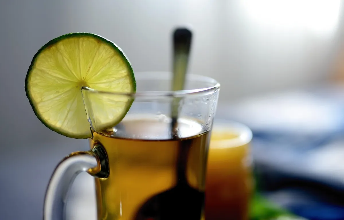 lime, tea, herbal tea, tea with lemon, lemon, health, flu, disease, cold, drink, glass, citrus fruit, vitamins, prevent, healing, tea glass, lime, tea, tea, her